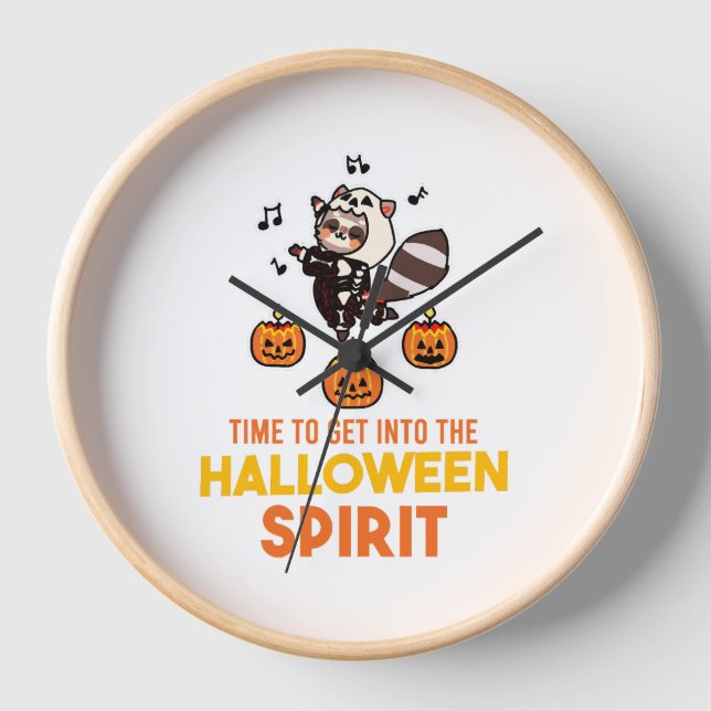 Raccoon Spirit Halloween Pumpkin Party Clock (Front)