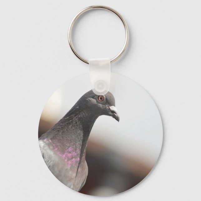 Racing pigeon keychain (Front)