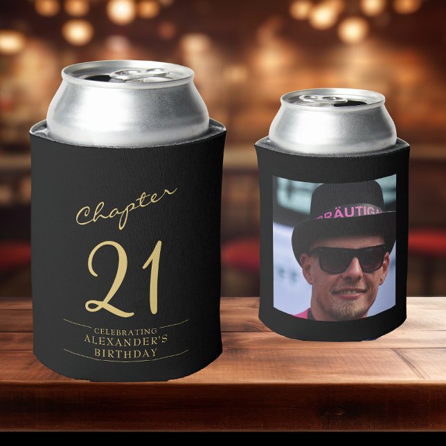 Rafraîchisseur Pour Canette 21e anniversaire Black Gold Modèle photo (Two 21st birthday custom can coolers showing the front and rear sitting on a bar top.)