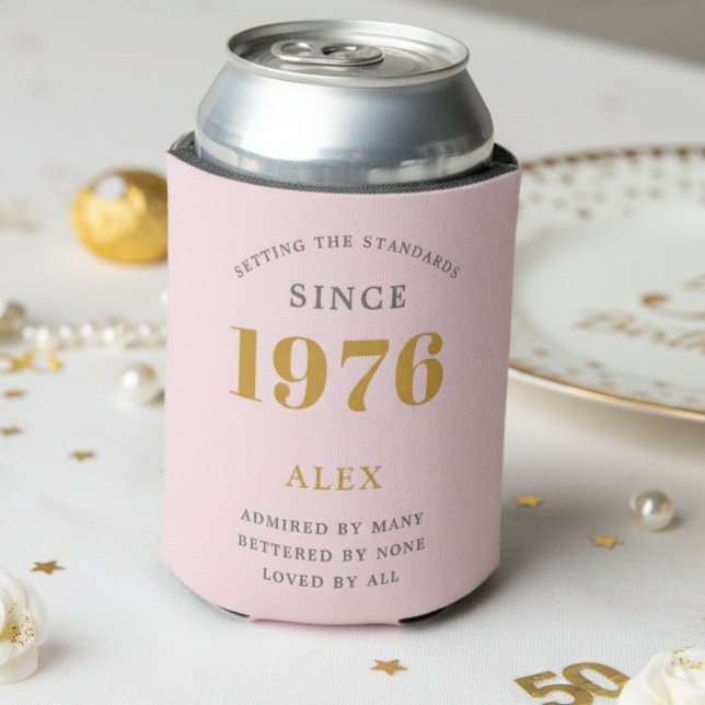 Rafraîchisseur Pour Canette 50th Birthday 1976 Keepsake Elegant Personalized (1976 pink can cooler white background)
