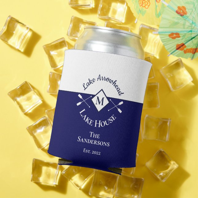 Rafraîchisseur Pour Canette Bleu bleu marine Monogramme blanc Maison de lac Ca (Été in situ)