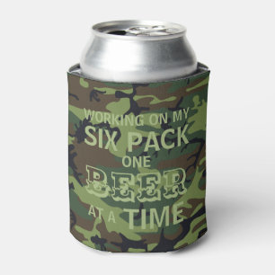 Rafraîchisseur Pour Canette Camo en train de travailler sur mes six packs un v