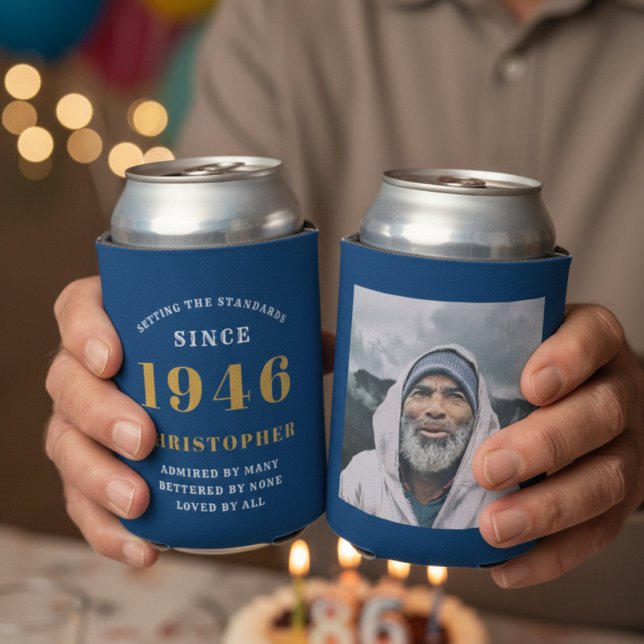 Rafraîchisseur Pour Canette Personnalisé 80e Anniversaire Bleu Or Avec Photo (80th birthday can coolers showing front and rear.)