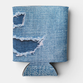 Rafraîchisseur Pour Canette Tissu en denim déchiré, teintes bleues.