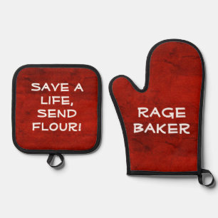 Rage Baker Dark Red Oven Mitt and Pot Holders  Oven Mitt & Pot Holder Set