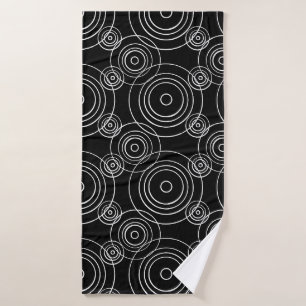 Rain Ripples in White Bath Towel