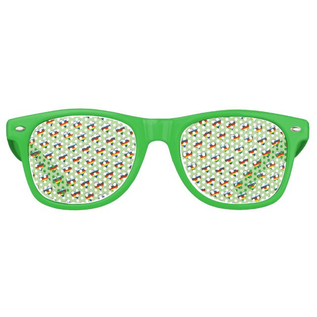 Rainbow Heart Pattern Retro Sunglasses (Front)