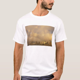 Rainbow over Honolulu, Hawaii, USA 3 T-Shirt