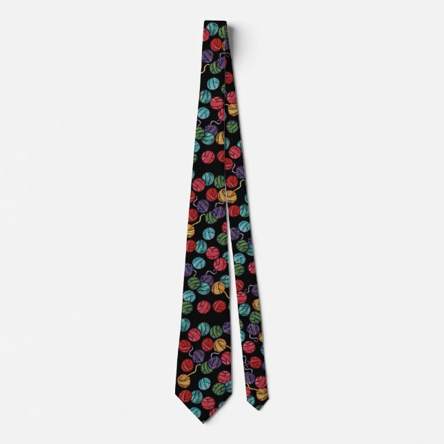 Rainbow Yarn Balls Pattern                         Tie (Front)