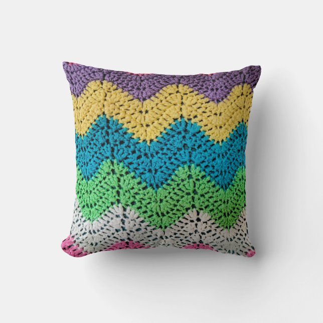 Rainbow Zigzag Crochet Design  Throw Pillow (Front)