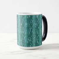 Raindrops on green Metal
