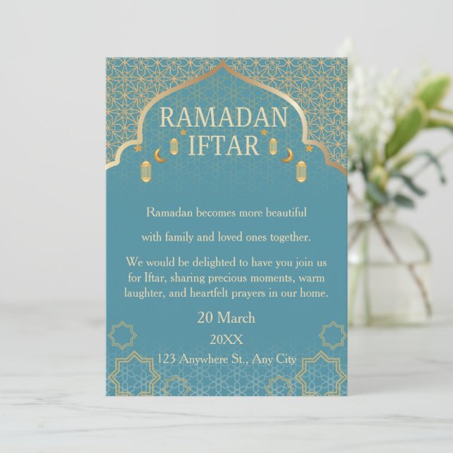 Ramadan Mubarak Invitations – Elegant Family Iftar (Standing Front)