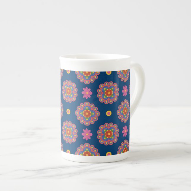 Rangoli Fleurs Pois sur Blue Bone China Mug (Devant droit)