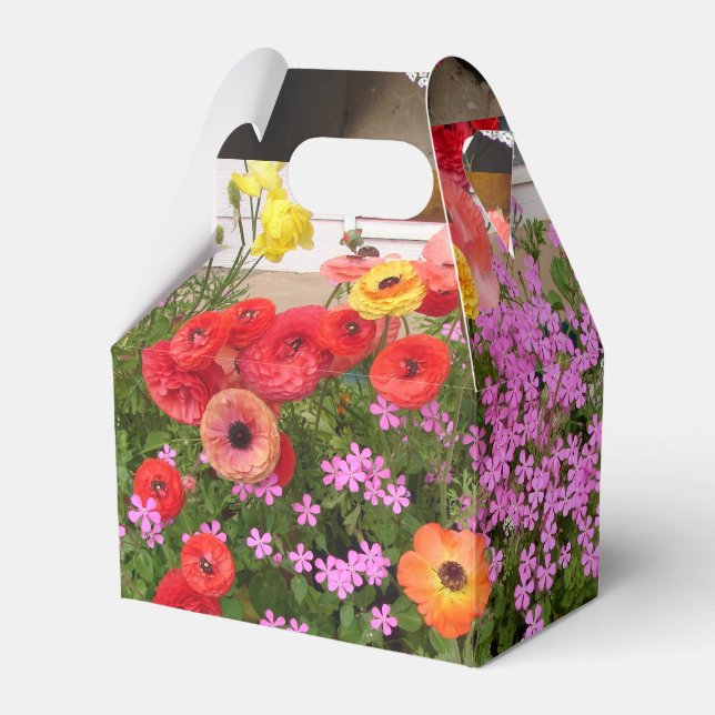 Rannunculus Spring Bulbs Birthday Cake Favor Box (Front Side)