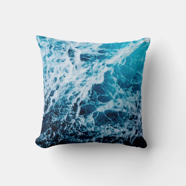 Rapid sea while sailing ship. Dramatic and picture Throw Pillow (Front)