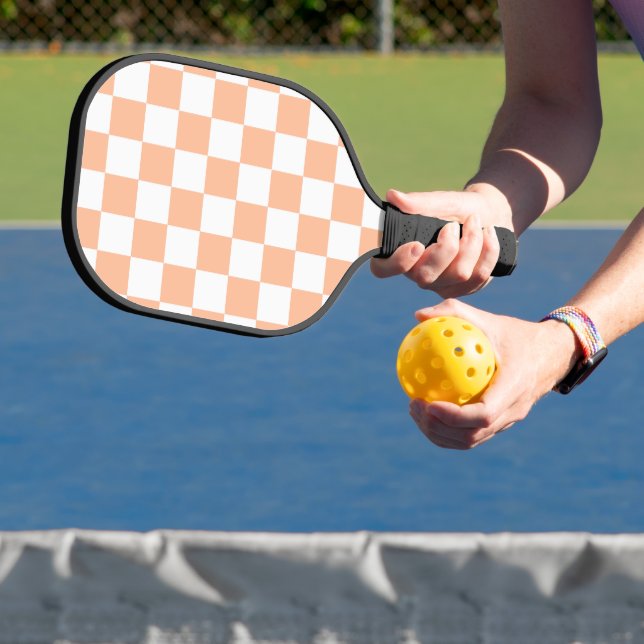 Raquette De Pickleball à damiers carré pêche orange blanc géométrique (Insitu)