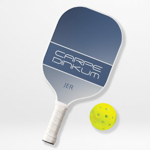 Raquette De Pickleball Carpe Dinkum Initiales de dégradé drôle Navy
