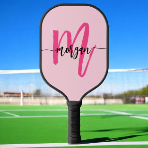 Raquette De Pickleball Chaud rose moderne Script Girl Monogramme Nom