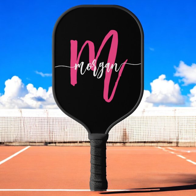 Raquette De Pickleball Chaud rose noir moderne Script Girl Monogramme Nom (Créateur téléchargé)