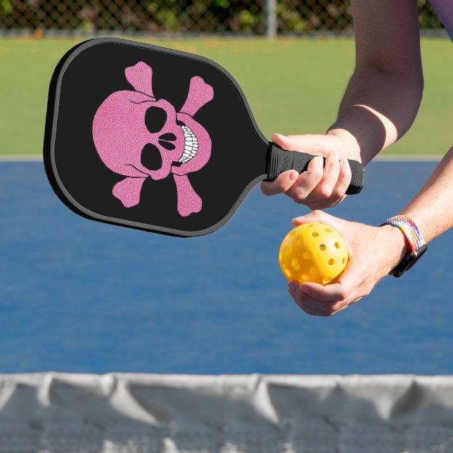 Raquette De Pickleball Crâne Parties scintillant Rose Et Crossbones (Insitu)