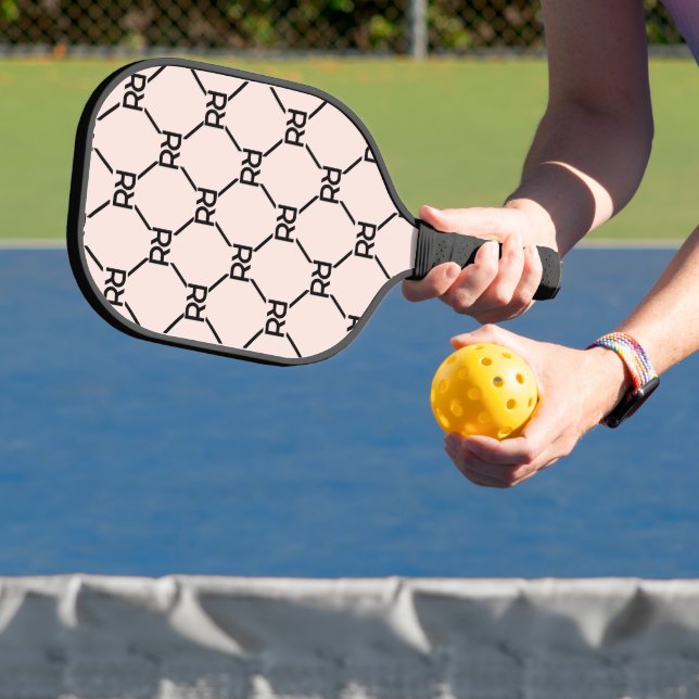 Raquette De Pickleball Élégant rose moderne fille Monogramme Motif initia (Insitu)