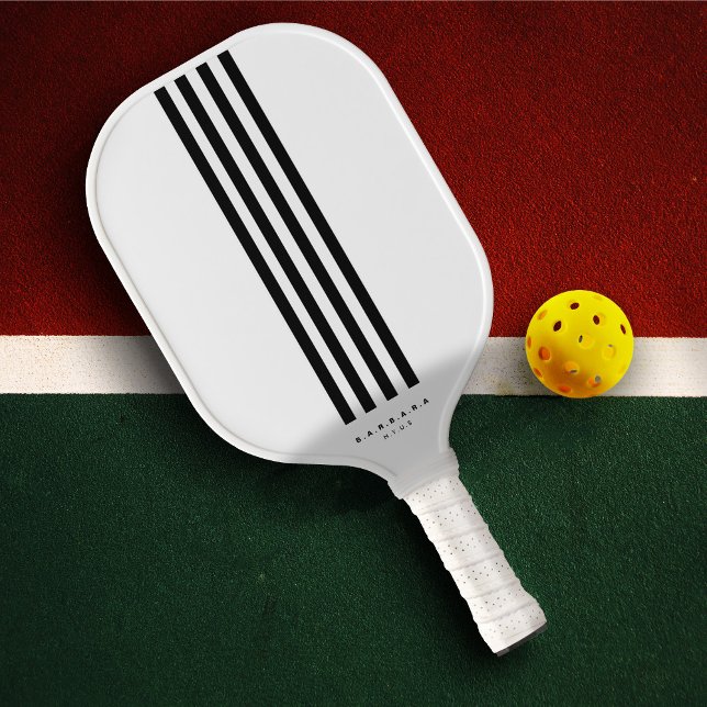 Raquette De Pickleball Joueur de Pickleball moderne Blancs noirs (Modern Pickleball Player Black White Stripes Custom Name Team Family Friends Pickleball Paddle)