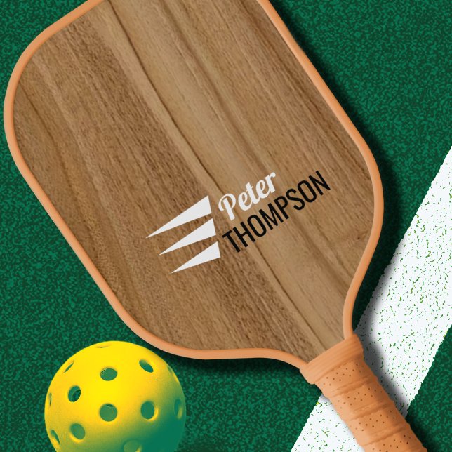 Raquette De Pickleball Pagaie en bois rustique avec nom (Créateur téléchargé)