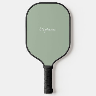 Raquette De Pickleball Sage Green Nom Moderne Élégant Monogramme Boho