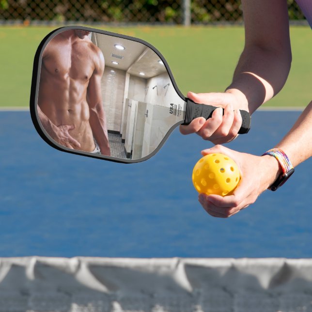 Raquette De Pickleball SlipperyJoe cheminée homme musclé six pack abs (Insitu)