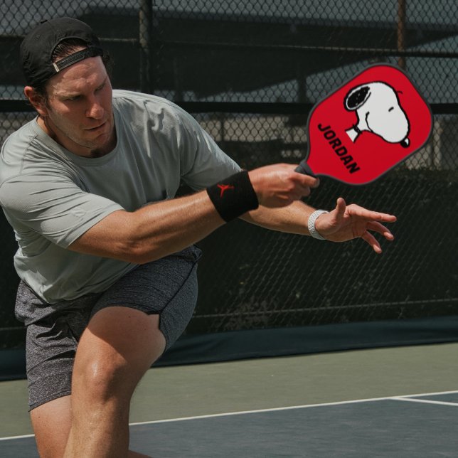 Raquette De Pickleball Snoopy Smile Giggle Laugh | Ajouter Votre Nom (Person playing pickle ball)