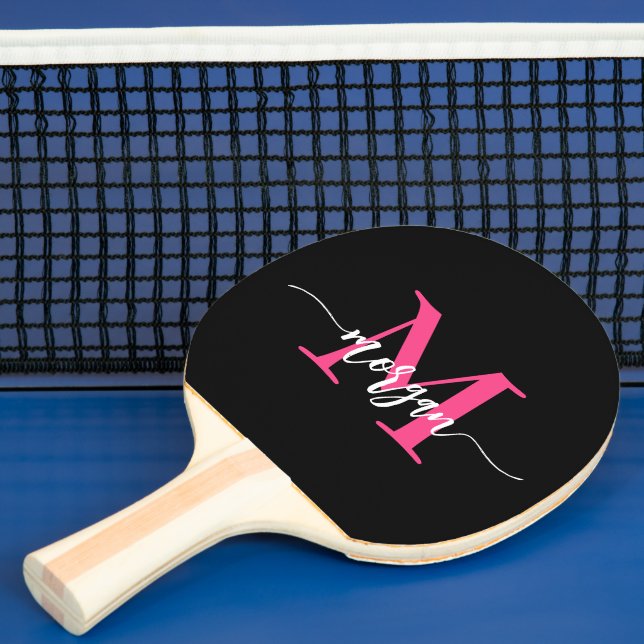 Raquette De Ping Pong Chaud rose noir moderne Script Girl Monogramme Nom (Insitu)