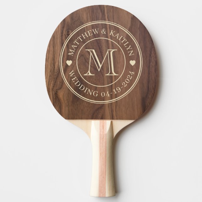 Raquette De Ping Pong Cœur de monogramme de mariage en bois de noyer (Devant)