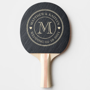 Raquette De Ping Pong Cœur de monogramme de mariage en granit noir lisse