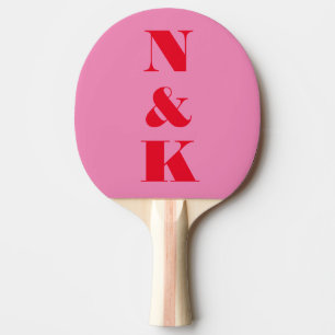 Raquette De Ping Pong Couple moderne en gras Monogramme rose rouge perso