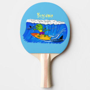 Raquette De Ping Pong Drôle caricature de surf de lézard au cou