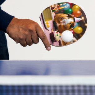 Raquette De Ping Pong Le Cochon De Guinée Fête Avec Du Gâteau Et Du Boul