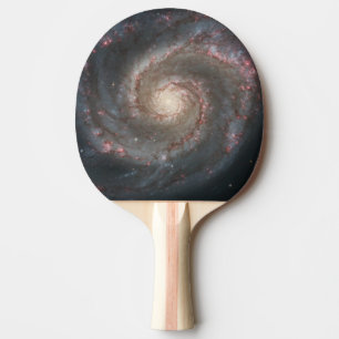 Raquette De Ping Pong Le Whirlpool Galaxy M51 & Companion dans l'espace