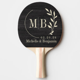 Raquette De Ping Pong Monogramme de mariage à feuille de bois sombre mod