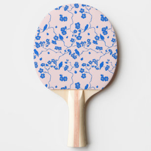 Raquette De Ping Pong Oiseaux sur les fleurs de cerisier Bleu sur Blush