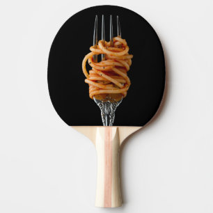 Raquette De Ping Pong Pâtes filées sur une fourchette, spaghetti de nour