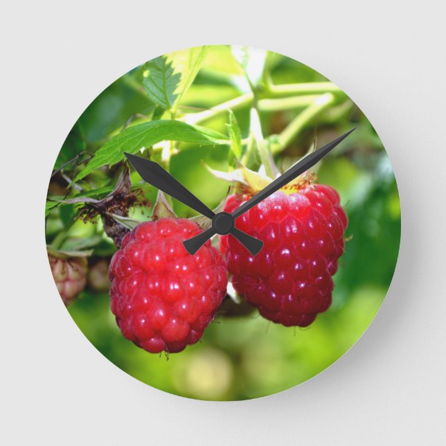 Raspberries Round Clock (Front)