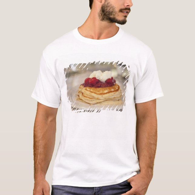 Raspberry pancakes T-Shirt (Front)