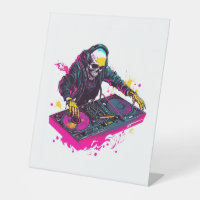 Rave Skull � EDM Party Skeleton DJ