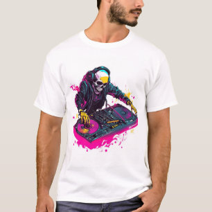 Rave Skull � EDM Party Skeleton DJ T-Shirt
