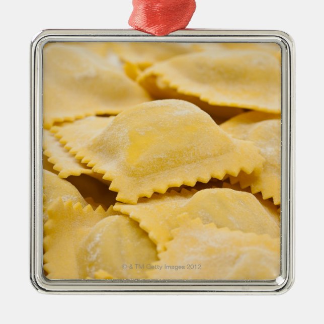 ravioli metal ornament (Front)