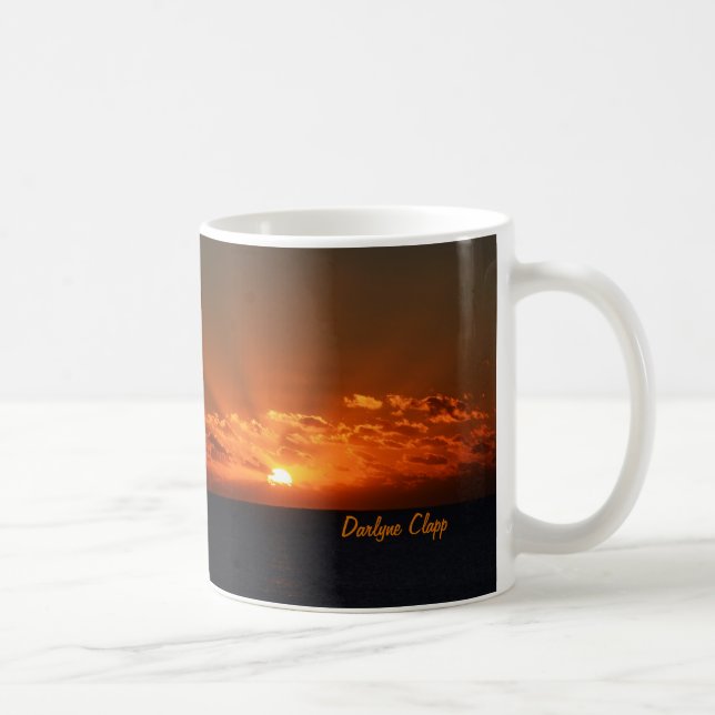 Rayons dans la tasse de café de ciel (Droite)