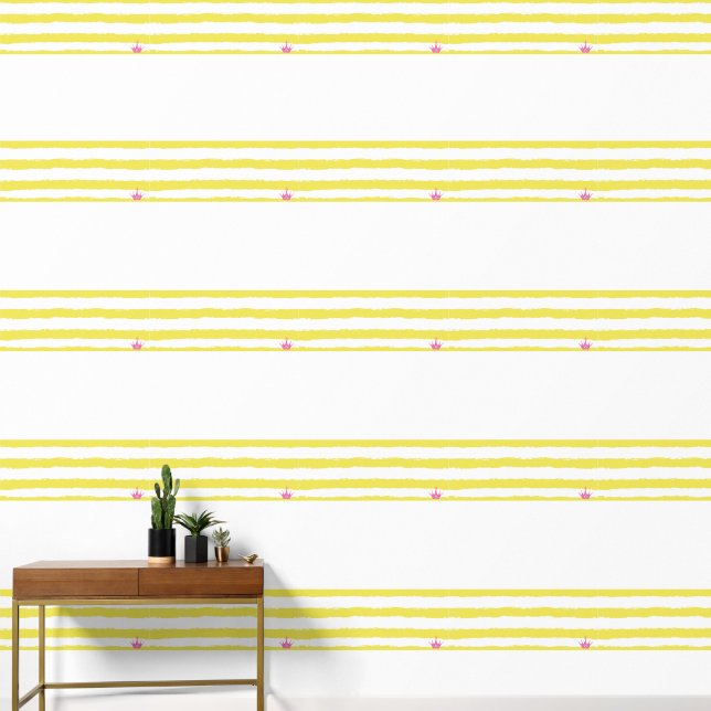 Rayures jaunes et couronne rose Papier peint (Couloir)