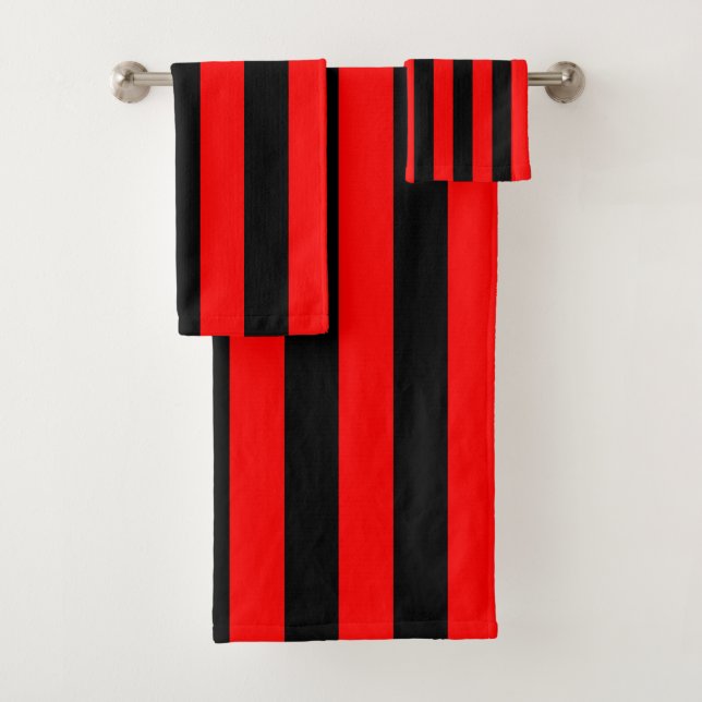 Rayures verticales rouges et noires (En situation)