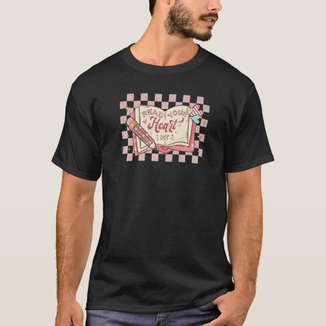 Read Your Heart Out Retro Checkerd English Teacher T-Shirt (Front)