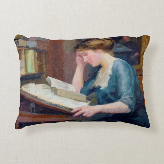 Reading 2 decorative pillow (Front)